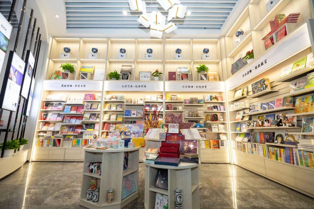 深圳地鐵增設書吧，市民出行閱讀兩不誤